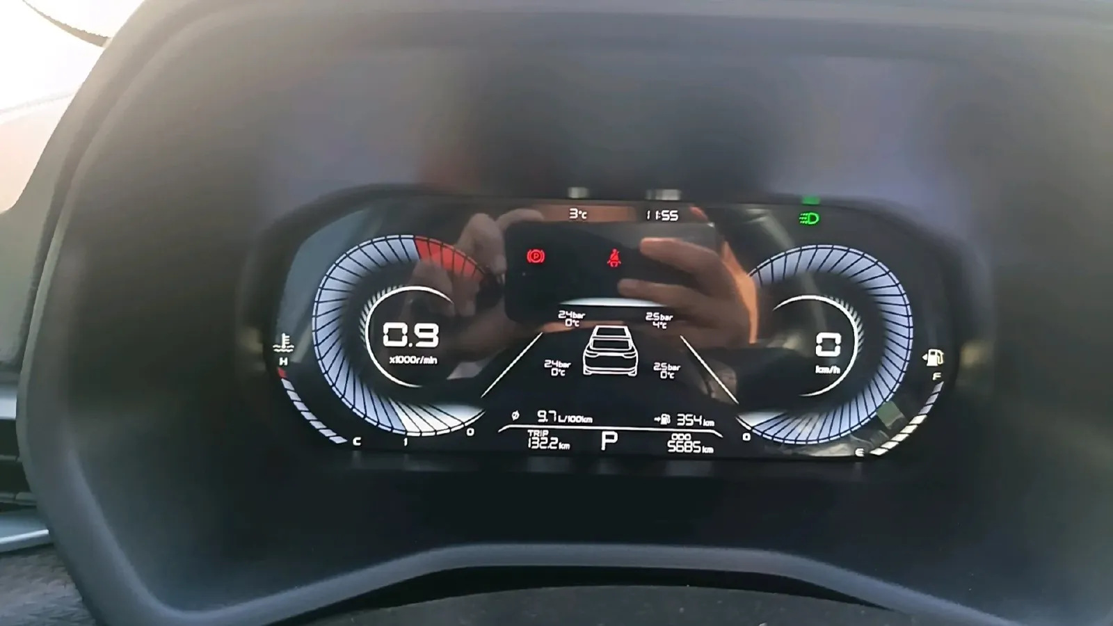 2025 Geely Emgrand 1.5L 127HP L4 CVT,autocango,china used car exporter,china ev exporter,chinese used car exporter,chinese used ev exporter