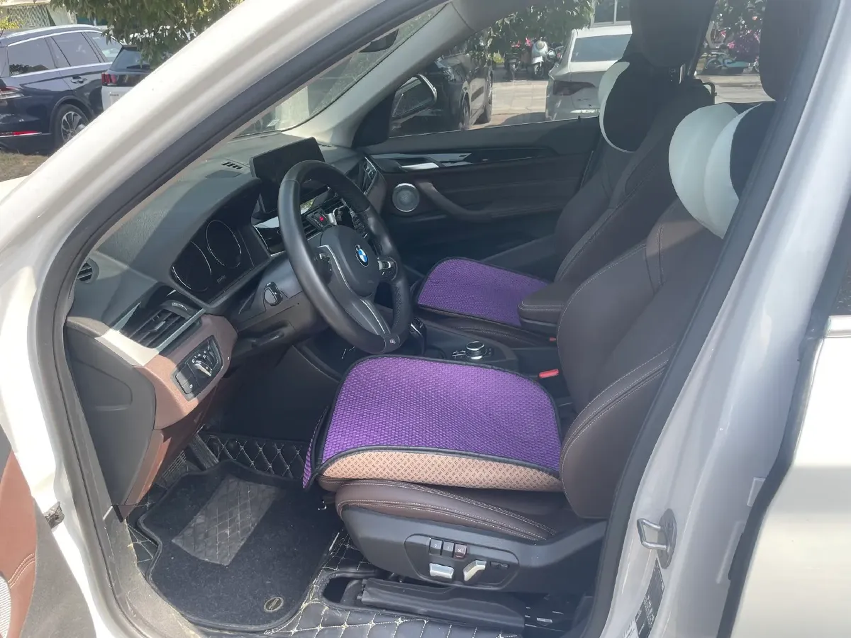 2022 BMW X1 2.0T 192HP L4 7DCT,autocango,china used car exporter,china ev exporter,chinese used car exporter,chinese used ev exporter