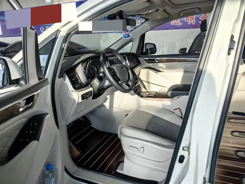 2018 GAC Trumpchi M8 2.0T 201HP L4 6AT,autocango,china used car exporter,china ev exporter,chinese used car exporter,chinese used ev exporter