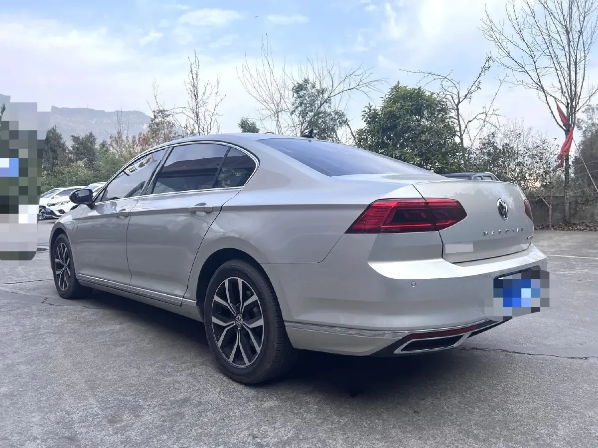 2020 Volkswagen Magotan 2.0T 186HP L4 7DCT,autocango,china used car exporter,china ev exporter,chinese used car exporter,chinese used ev exporter