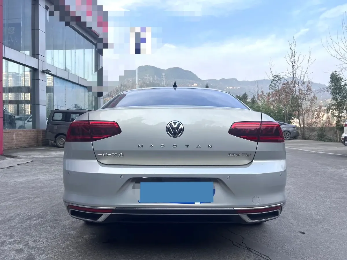 2020 Volkswagen Magotan 2.0T 186HP L4 7DCT,autocango,china used car exporter,china ev exporter,chinese used car exporter,chinese used ev exporter