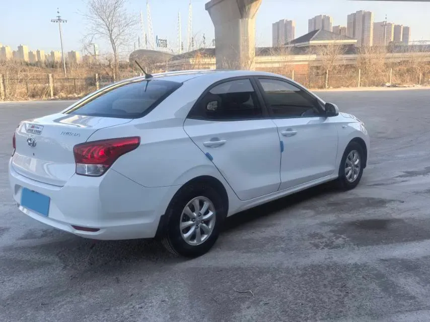2017 Hyundai Reina 1.4L 95HP L4 5MT,autocango,china used car exporter,china ev exporter,chinese used car exporter,chinese used ev exporter