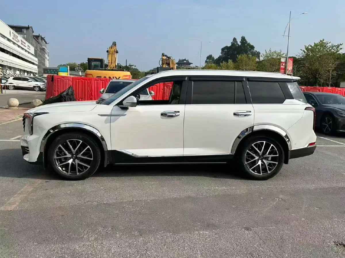 2025 GAC Trumpchi GS8 2.0T 252HP L4 8AT,autocango,china used car exporter,china ev exporter,chinese used car exporter,chinese used ev exporter