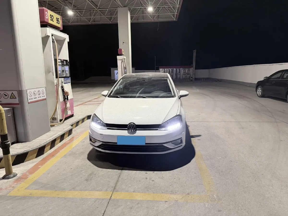 2018 Volkswagen Golf 1.4T 131HP L4 7DCT,autocango,china used car exporter,china ev exporter,chinese used car exporter,chinese used ev exporter