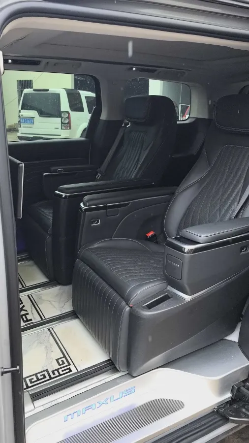 2022 MAXUS G90 2.0T 234HP L4 8AT,autocango,china used car exporter,china ev exporter,chinese used car exporter,chinese used ev exporter