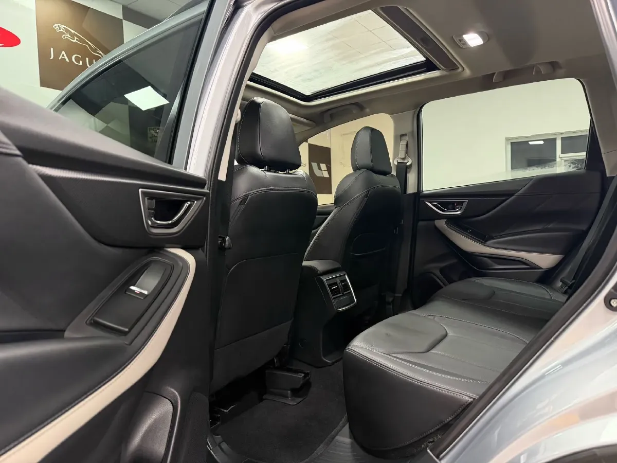 2022 Subaru Forester 2.0L 154HP H4 CVT,autocango,china used car exporter,china ev exporter,chinese used car exporter,chinese used ev exporter