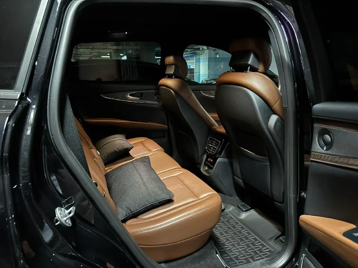 2021 Lincoln Nautilus 2.7T 322HP V6 8AT,autocango,china used car exporter,china ev exporter,chinese used car exporter,chinese used ev exporter