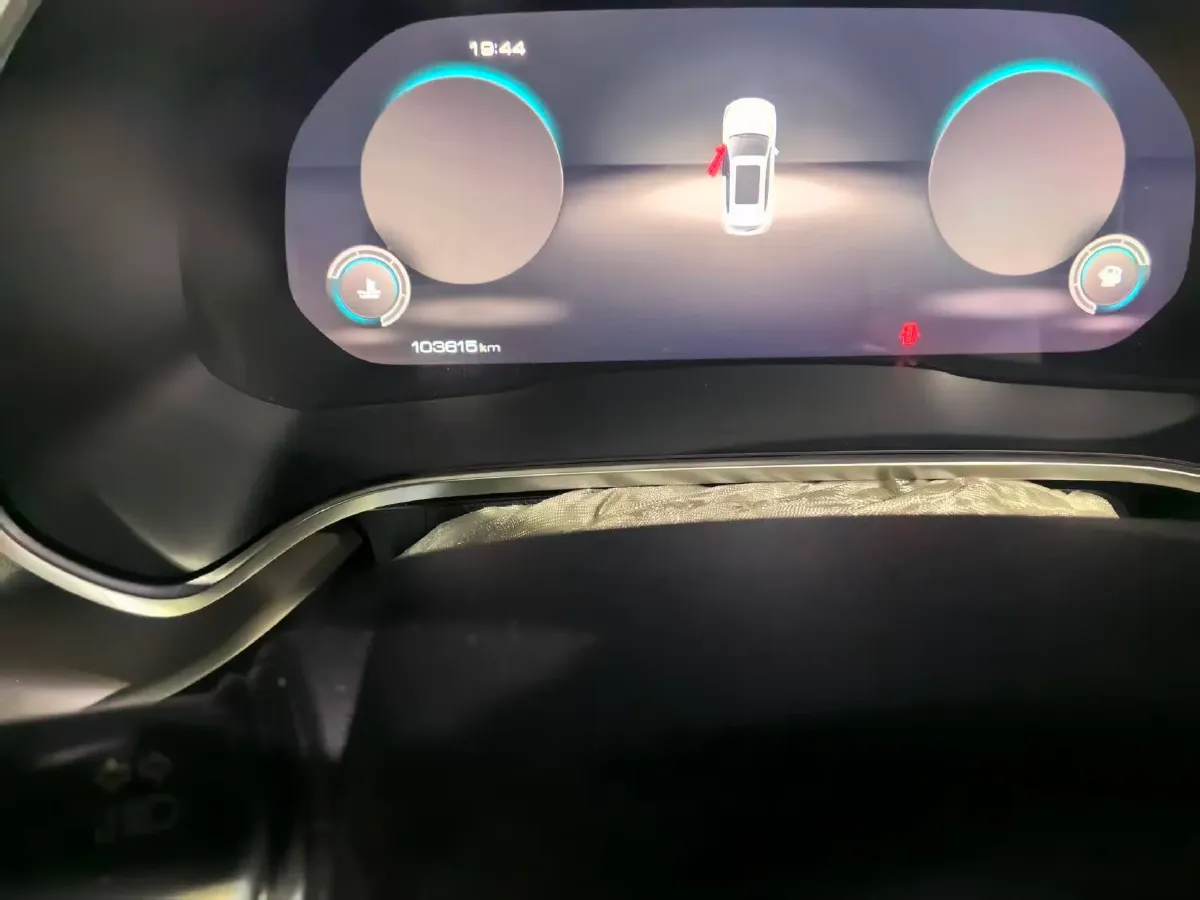 2021 WEY VV6 2.0T 227HP L4 7DCT,autocango,china used car exporter,china ev exporter,chinese used car exporter,chinese used ev exporter