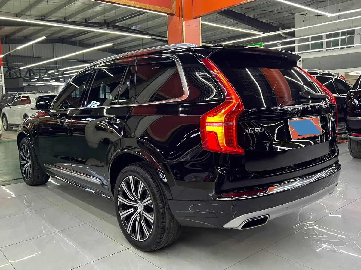 2021 Volvo XC90 2.0T 299HP L4 8AT,autocango,china used car exporter,china ev exporter,chinese used car exporter,chinese used ev exporter
