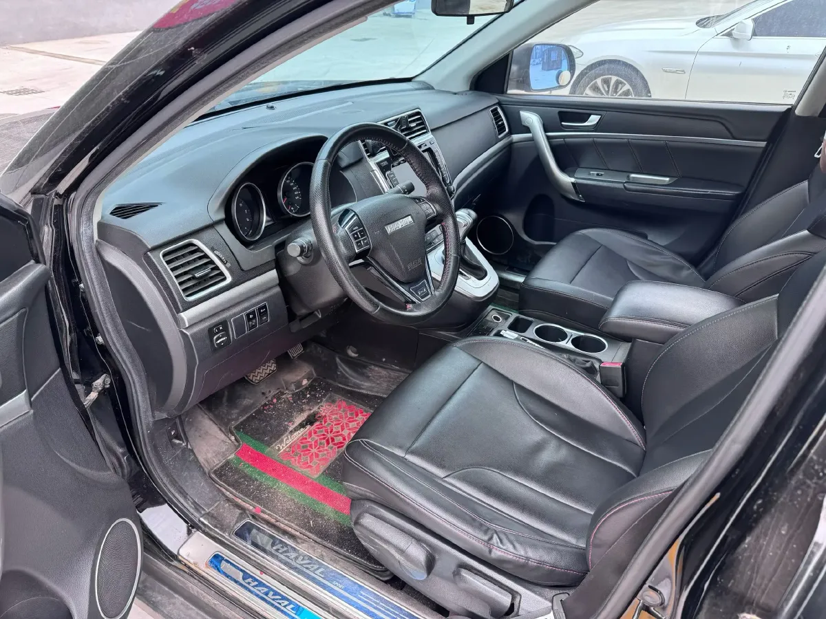 2018 Haval M6 1.5T 150HP L4 7DCT,autocango,china used car exporter,china ev exporter,chinese used car exporter,chinese used ev exporter