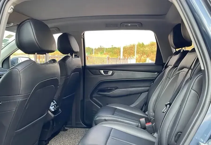 2020 WuLing KaiJie 1.5T 147HP L4 CVT,autocango,china used car exporter,china ev exporter,chinese used car exporter,chinese used ev exporter