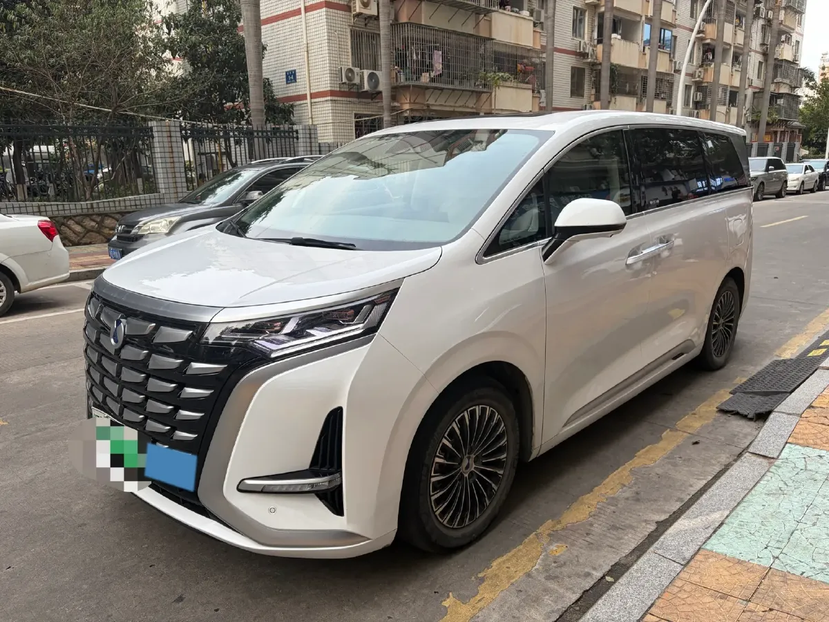 2022 HongQi HS7 3.0T 337HP V6 8AT,autocango,china used car exporter,china ev exporter,chinese used car exporter,chinese used ev exporter