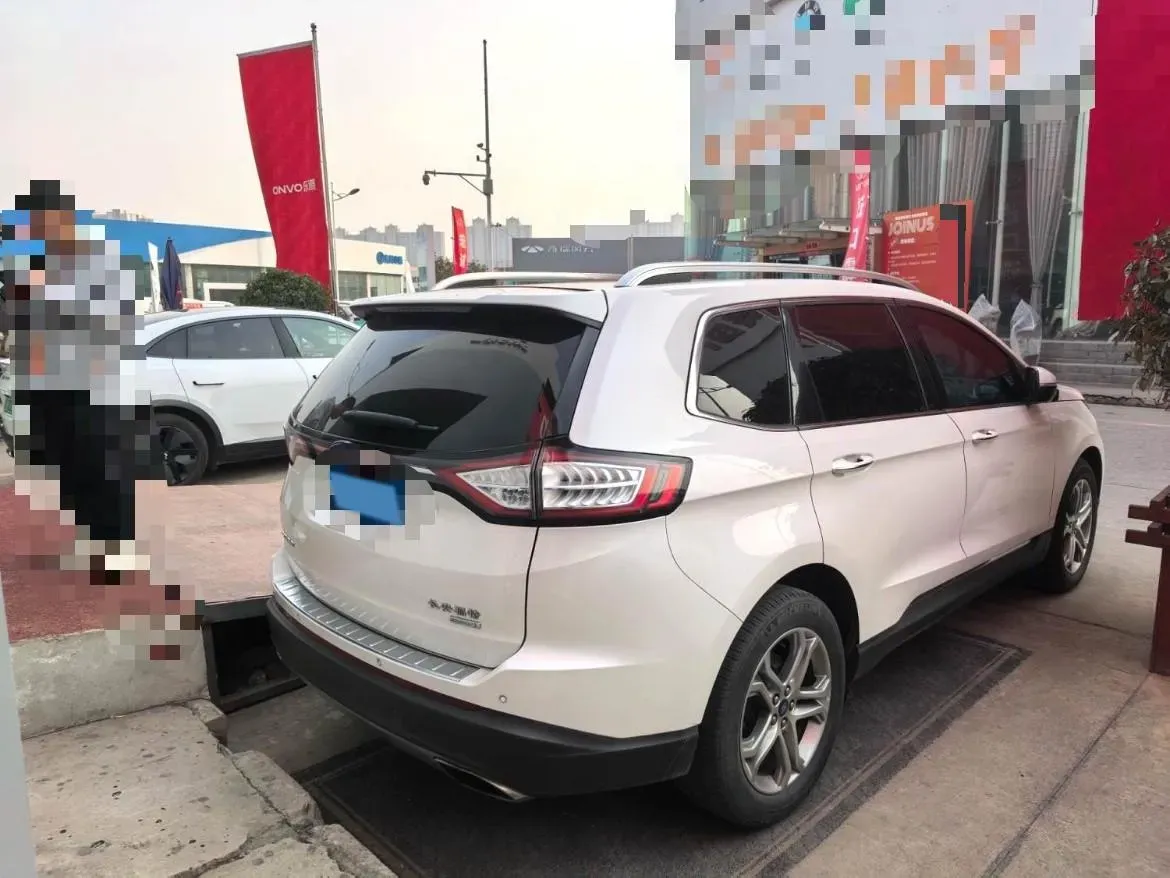 2018 Ford Edge 2.0T 245HP L4 6AT,autocango,china used car exporter,china ev exporter,chinese used car exporter,chinese used ev exporter
