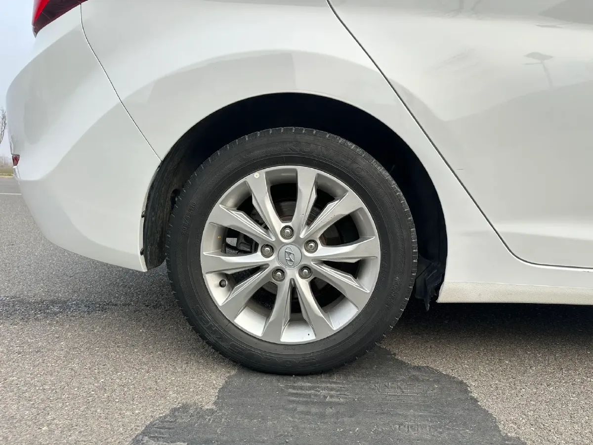 2016 Hyundai Elantra 1.6L 128HP L4 6AT,autocango,china used car exporter,china ev exporter,chinese used car exporter,chinese used ev exporter