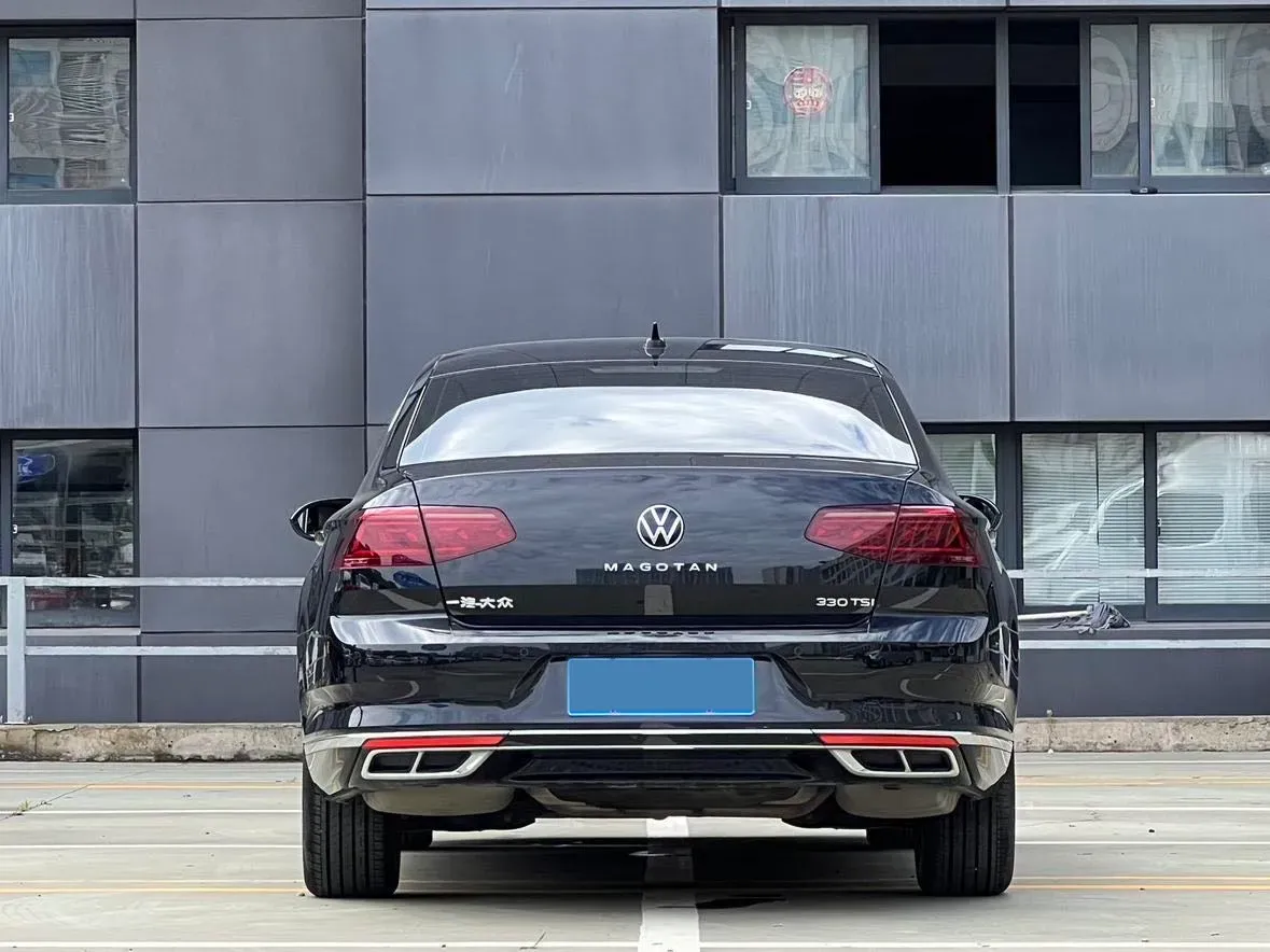 2023 Volkswagen Magotan 2.0T 186HP L4 7DCT,autocango,china used car exporter,china ev exporter,chinese used car exporter,chinese used ev exporter