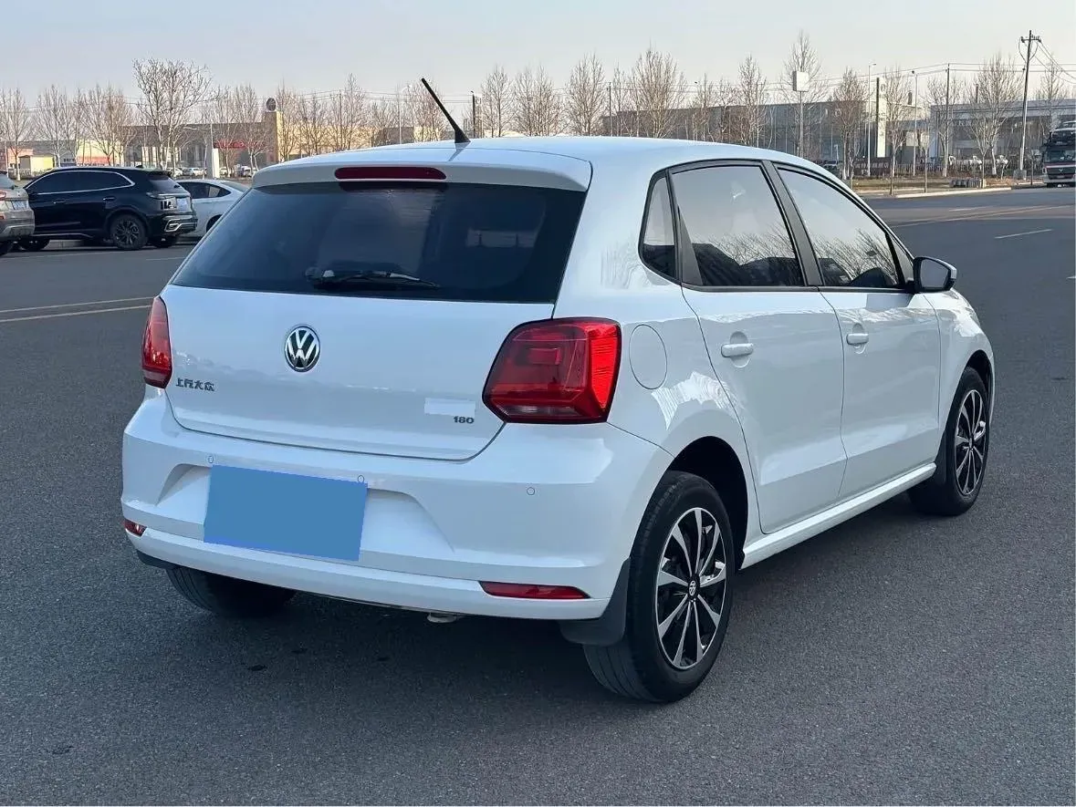 2016 Volkswagen Polo 1.6L 110HP L4 6AT,autocango,china used car exporter,china ev exporter,chinese used car exporter,chinese used ev exporter