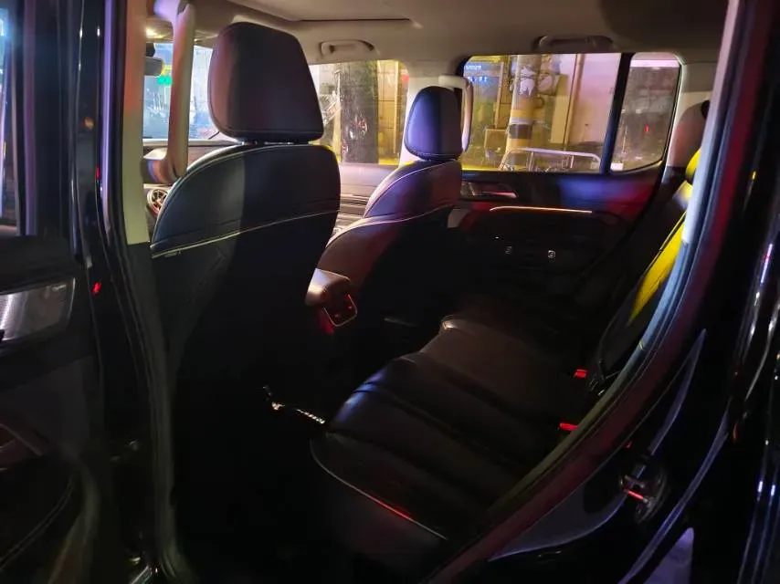 2021 Tank 300 2.0T 227HP L4 8AT,autocango,china used car exporter,china ev exporter,chinese used car exporter,chinese used ev exporter