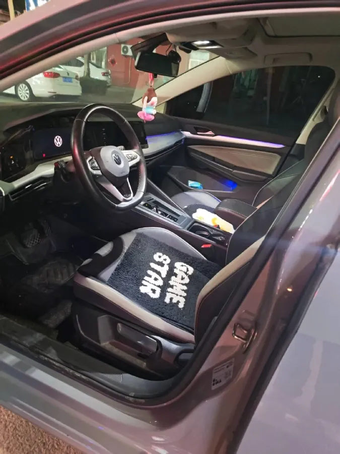 2023 Volkswagen Golf 1.4T 150HP L4 7DCT,autocango,china used car exporter,china ev exporter,chinese used car exporter,chinese used ev exporter