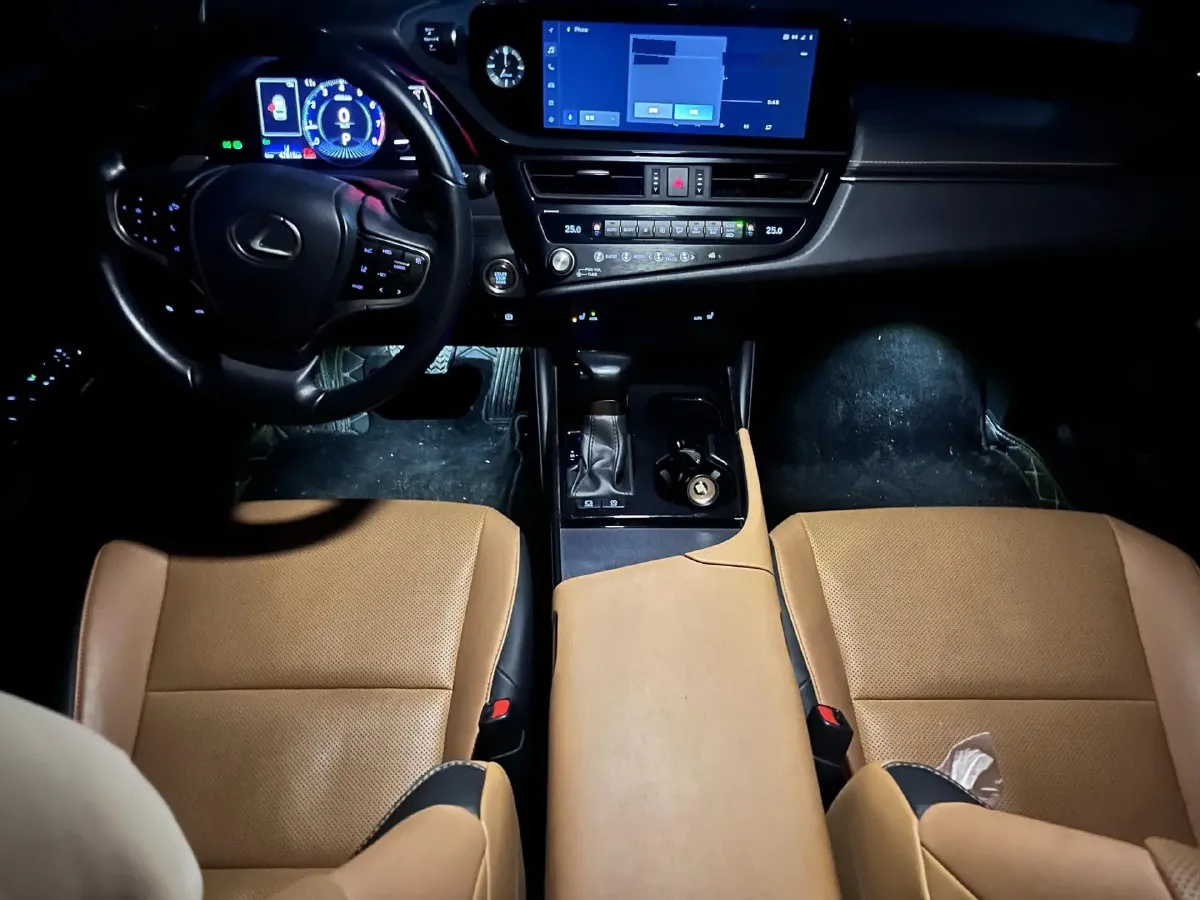 2022 Lexus ES 2.0L 173HP L4 CVT,autocango,china used car exporter,china ev exporter,chinese used car exporter,chinese used ev exporter