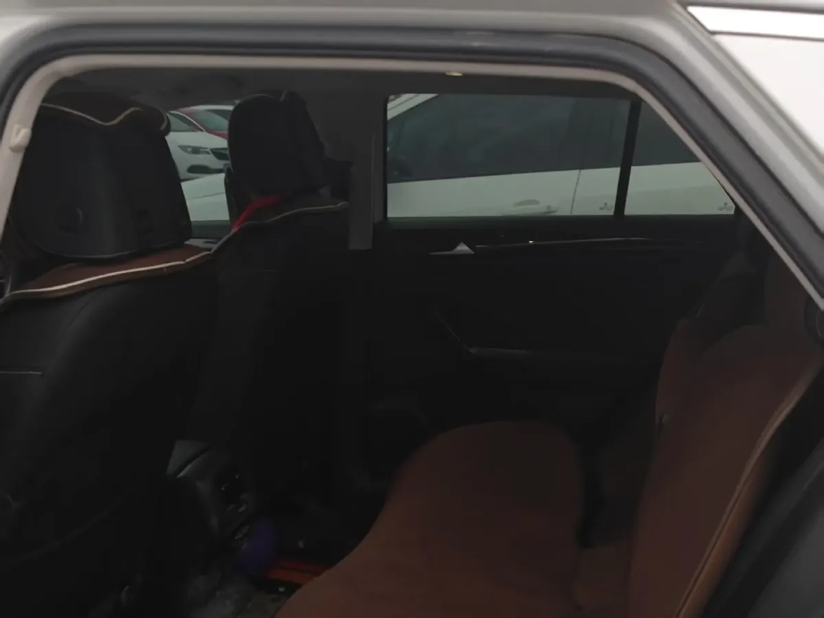 2021 Volkswagen T-Roc 1.4T 150HP L4 7DCT,autocango,china used car exporter,china ev exporter,chinese used car exporter,chinese used ev exporter