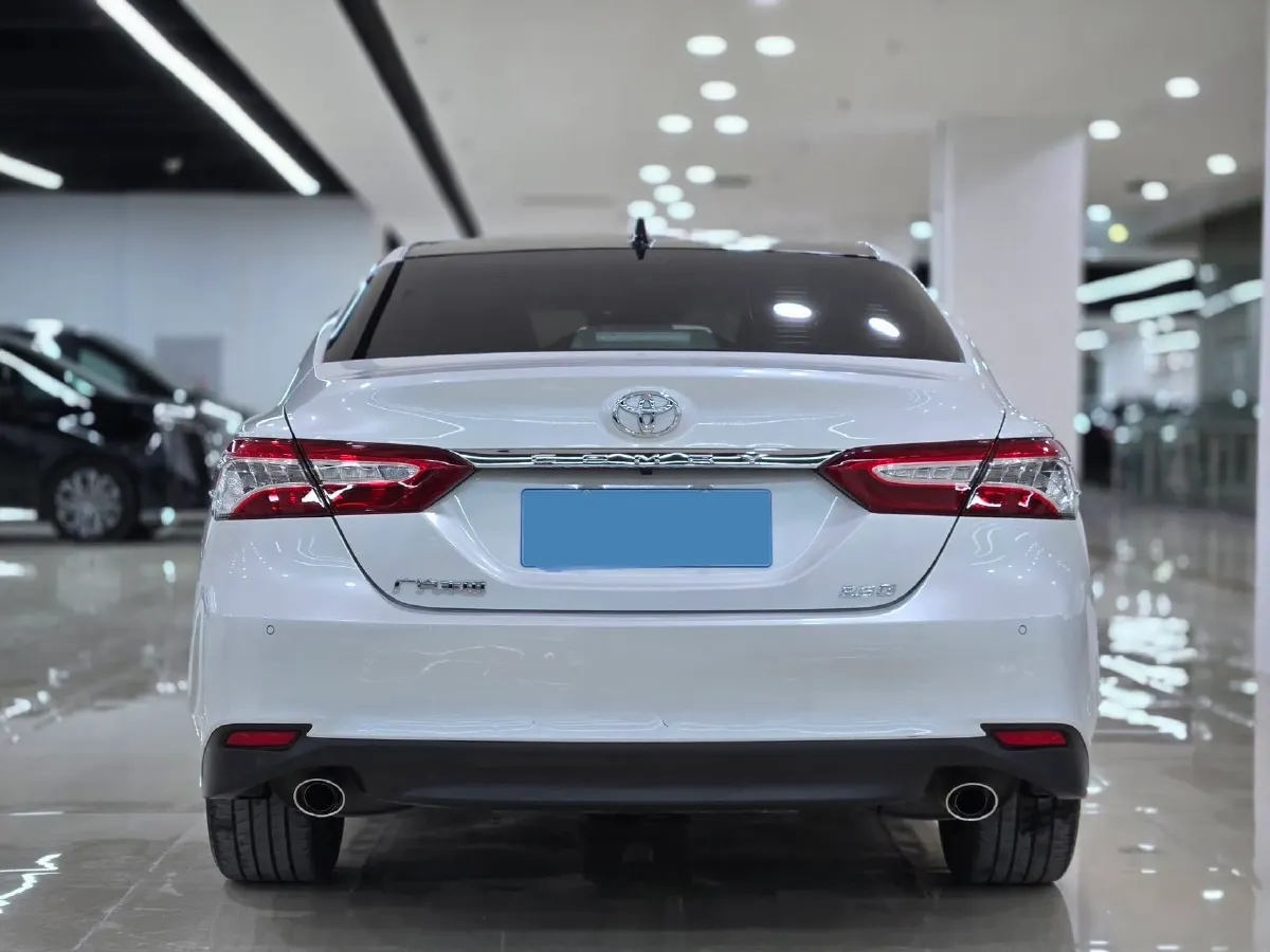 2021 Toyota Camry 2.5L 209HP L4 8AT,autocango,china used car exporter,china ev exporter,chinese used car exporter,chinese used ev exporter