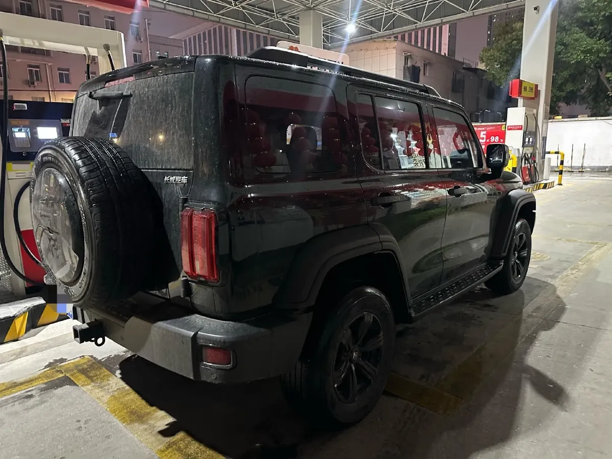 2023 Tank 300 2.0T 227HP L4 8AT,autocango,china used car exporter,china ev exporter,chinese used car exporter,chinese used ev exporter