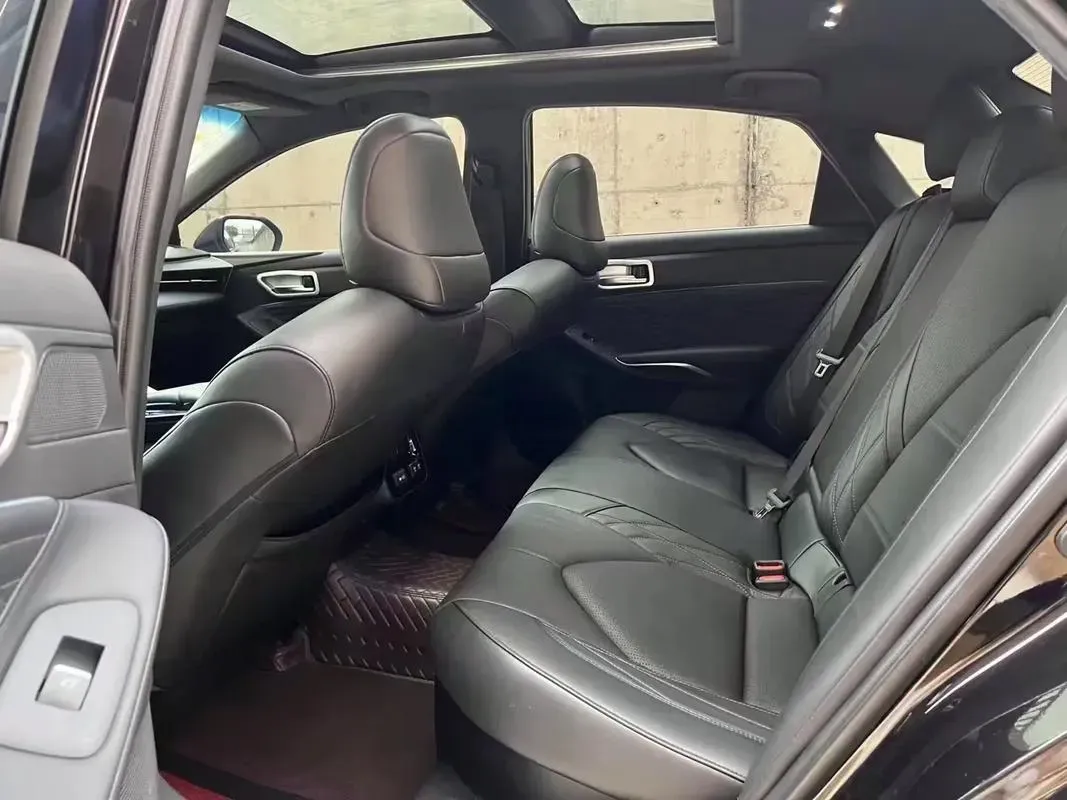 2024 Toyota Avalon 2.5L 185HP L4 E-CVT Hybrid,autocango,china used car exporter,china ev exporter,chinese used car exporter,chinese used ev exporter