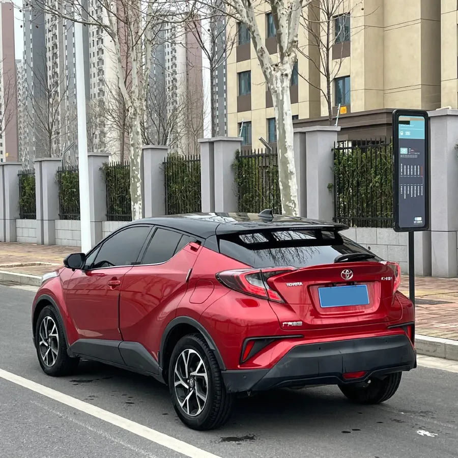 2018 Toyota C-HR 2.0L 171HP L4 CVT,autocango,china used car exporter,china ev exporter,chinese used car exporter,chinese used ev exporter