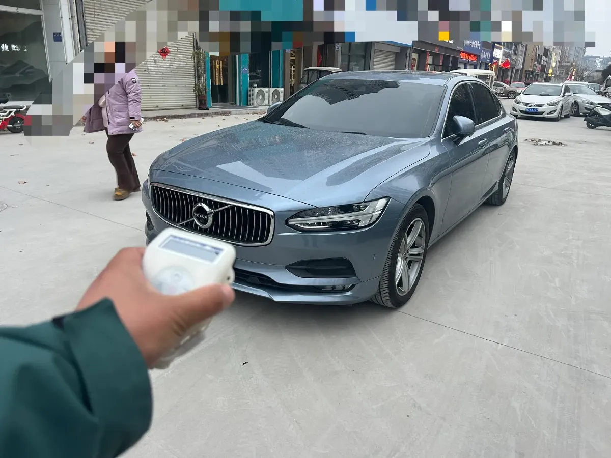 2018 Volvo S90 2.0T 190HP L4 8AT,autocango,china used car exporter,china ev exporter,chinese used car exporter,chinese used ev exporter