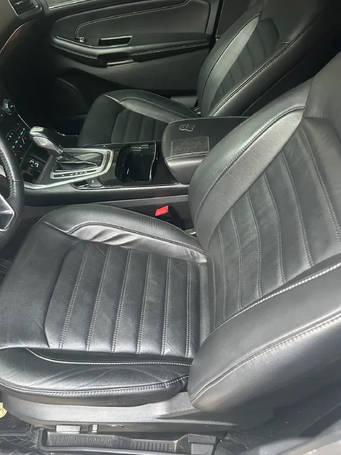 2018 Ford Edge 2.0T 245HP L4 6AT,autocango,china used car exporter,china ev exporter,chinese used car exporter,chinese used ev exporter