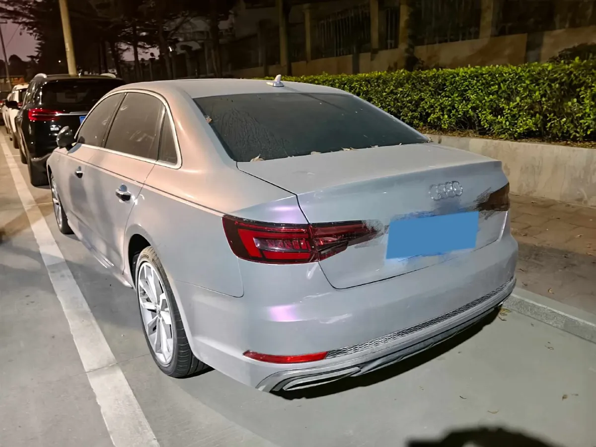 2019 Audi A4L 2.0T 190HP L4 7DCT,autocango,china used car exporter,china ev exporter,chinese used car exporter,chinese used ev exporter