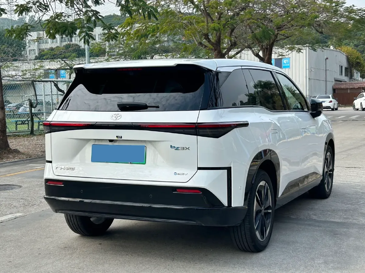 2025 Toyota BZ3X BEV 58.37KWH,autocango,china used car exporter,china ev exporter,chinese used car exporter,chinese used ev exporter