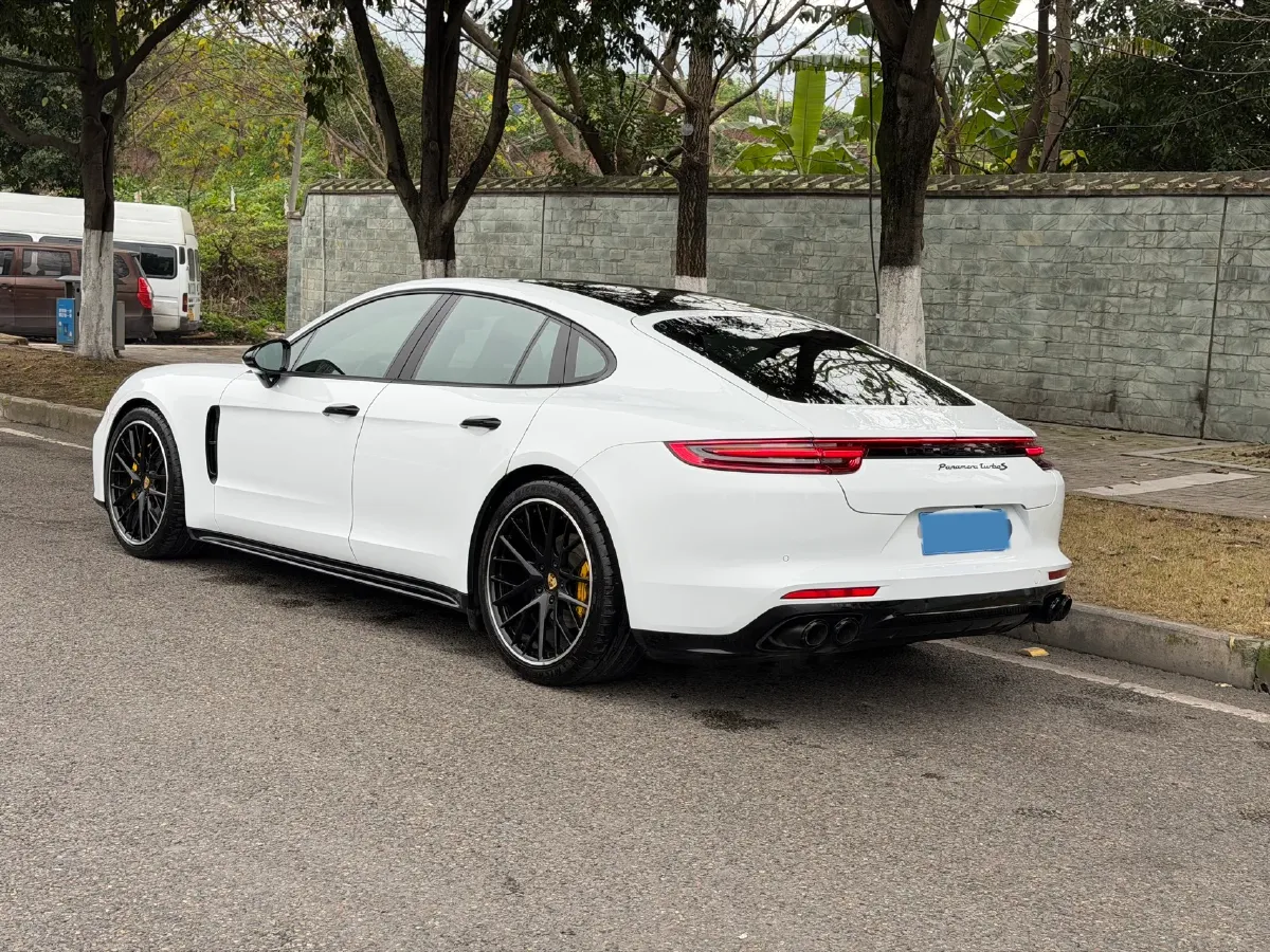 2019 Porsche Panamera 2.9T 330HP V6 8DCT,autocango,china used car exporter,china ev exporter,chinese used car exporter,chinese used ev exporter