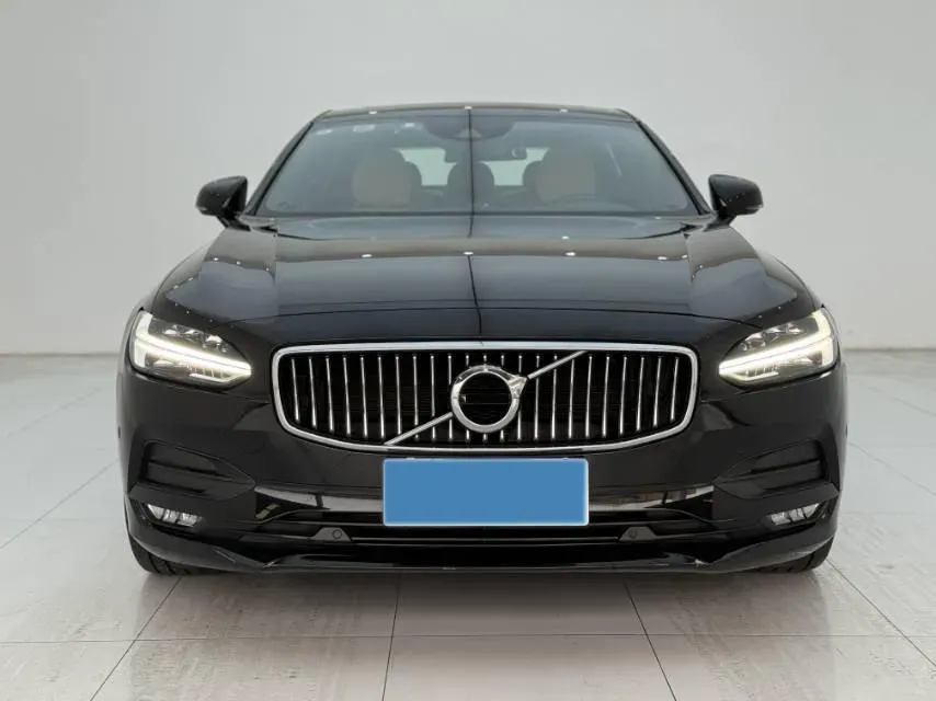 2018 Volvo S90 2.0T 254HP L4 8AT,autocango,china used car exporter,china ev exporter,chinese used car exporter,chinese used ev exporter