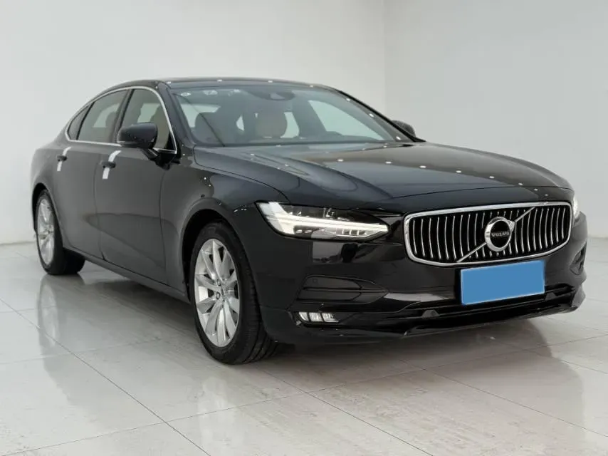 2018 Volvo S90 2.0T 254HP L4 8AT,autocango,china used car exporter,china ev exporter,chinese used car exporter,chinese used ev exporter