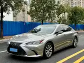2018 LEXUS ES,autocango,china used car exporter,china ev exporter,chinese used car exporter,chinese used ev exporter