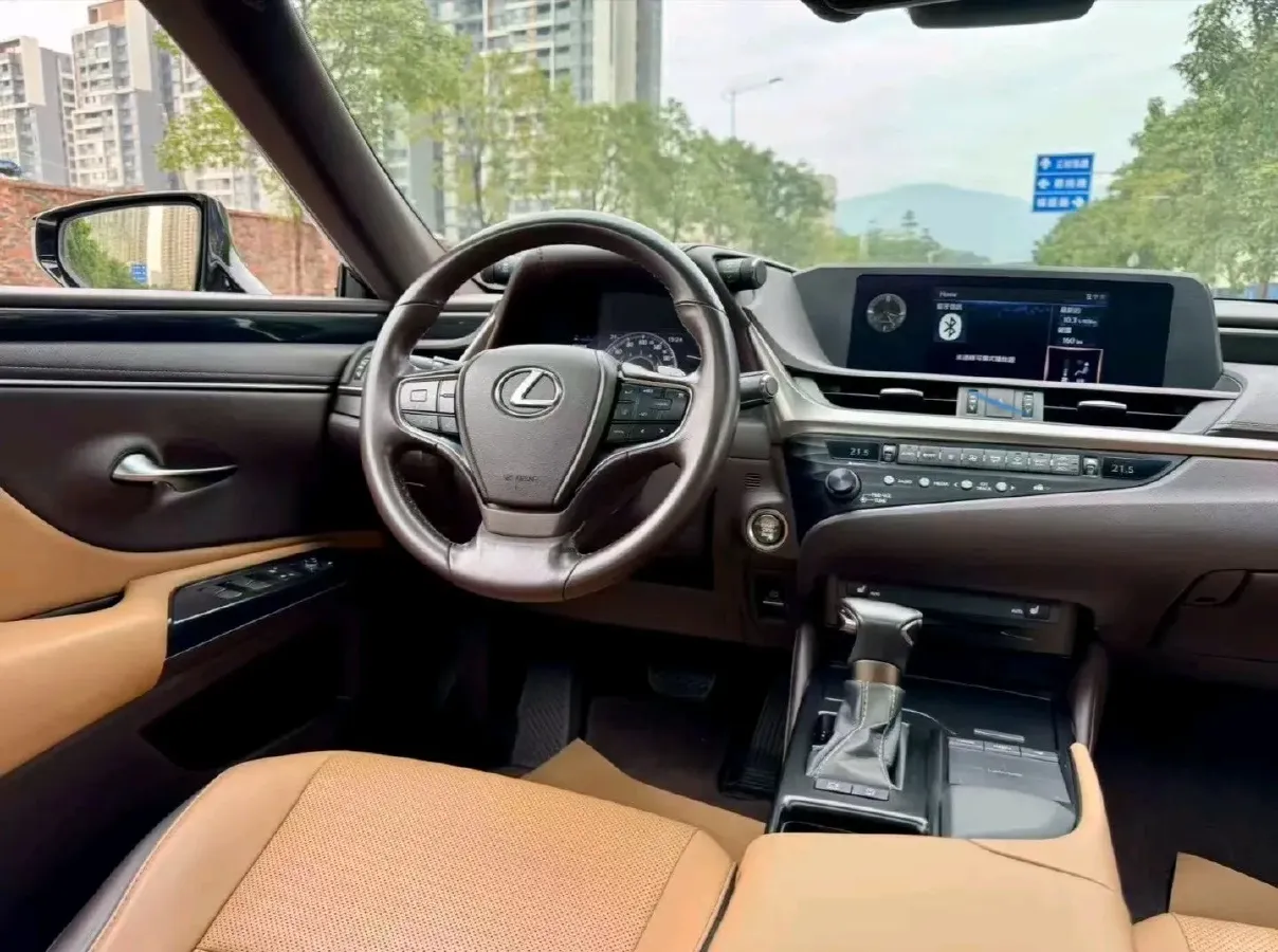 2018 Lexus ES 2.0L 167HP L4 6AT,autocango,china used car exporter,china ev exporter,chinese used car exporter,chinese used ev exporter