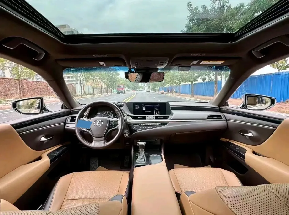 2018 Lexus ES 2.0L 167HP L4 6AT,autocango,china used car exporter,china ev exporter,chinese used car exporter,chinese used ev exporter