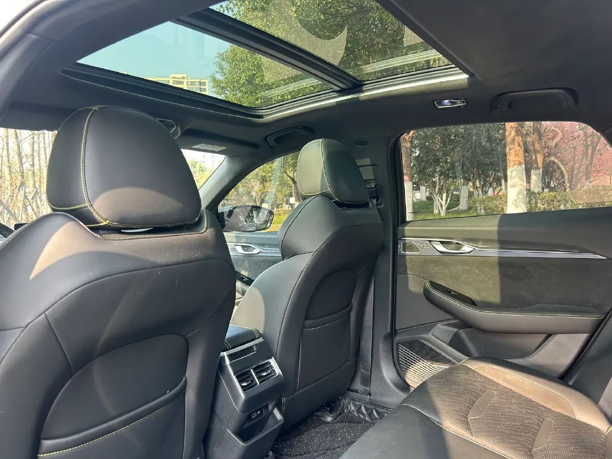 2021 Geely Preface 2.0T 190HP L4 7DCT,autocango,china used car exporter,china ev exporter,chinese used car exporter,chinese used ev exporter