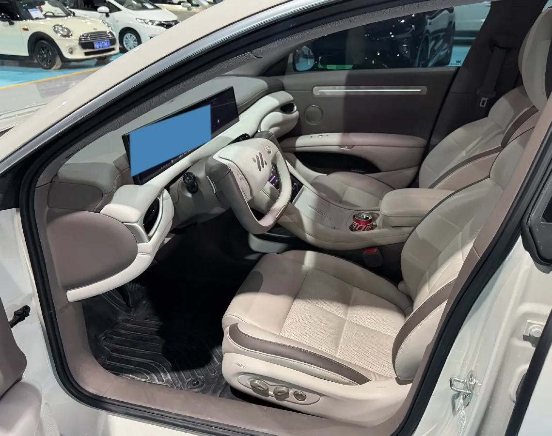 2025 IM L6 BEV,autocango,china used car exporter,china ev exporter,chinese used car exporter,chinese used ev exporter