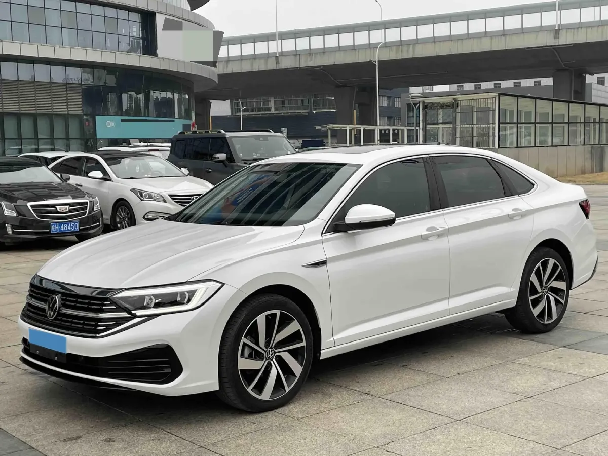 2024 Volkswagen Sagitar 1.5T 160HP L4 7DCT,autocango,china used car exporter,china ev exporter,chinese used car exporter,chinese used ev exporter