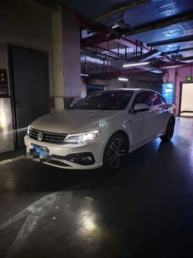2021 Volkswagen Lamando 1.4T 150HP L4 7DCT,autocango,china used car exporter,china ev exporter,chinese used car exporter,chinese used ev exporter