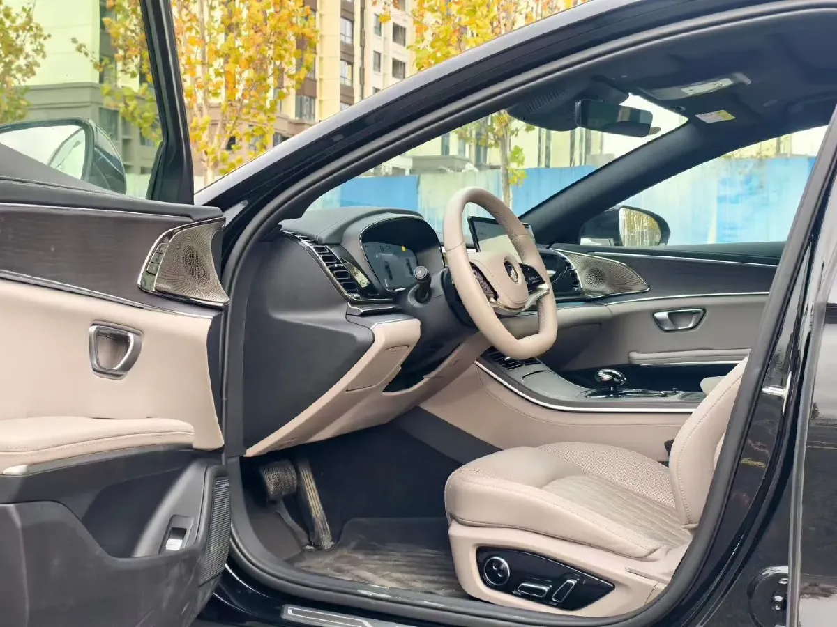 2025 BYD Han 1.5T 156HP L4 E-CVT PHEV,autocango,china used car exporter,china ev exporter,chinese used car exporter,chinese used ev exporter