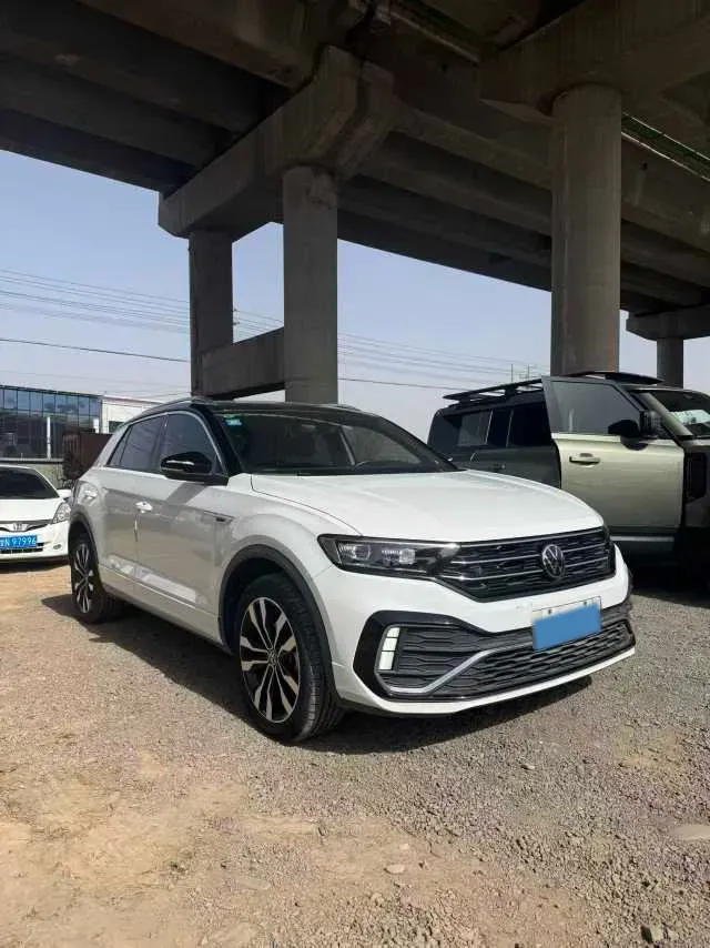 2022 Volkswagen T-Roc 1.4T 150HP L4 7DCT,autocango,china used car exporter,china ev exporter,chinese used car exporter,chinese used ev exporter