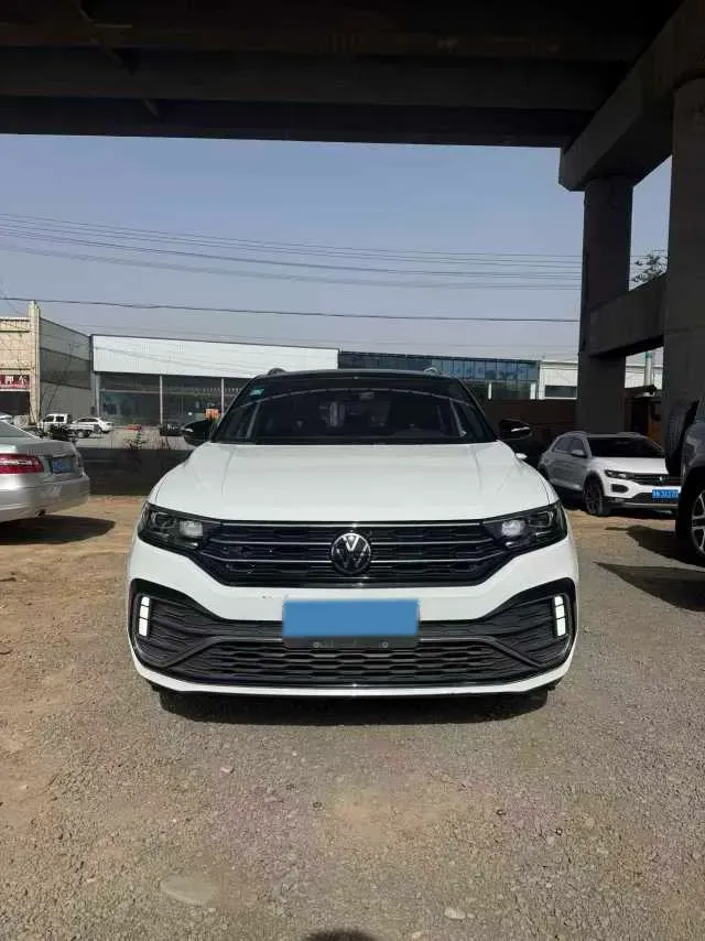 2022 Volkswagen T-Roc 1.4T 150HP L4 7DCT,autocango,china used car exporter,china ev exporter,chinese used car exporter,chinese used ev exporter
