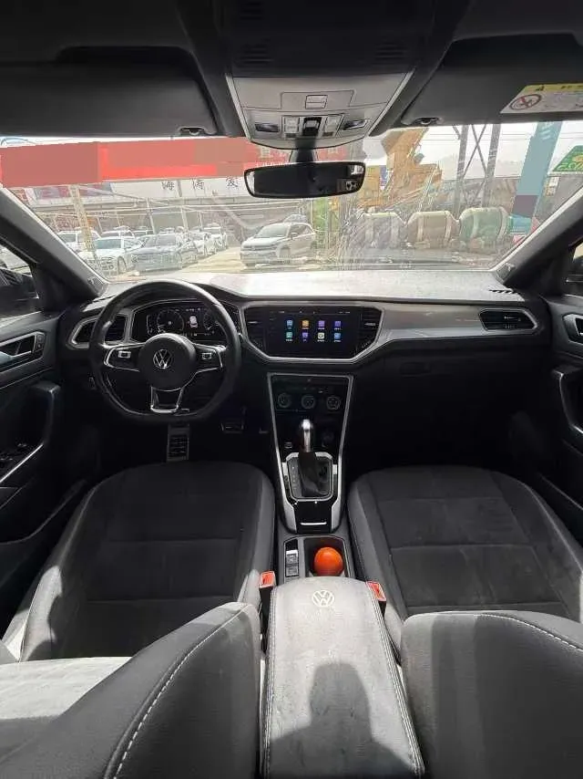2022 Volkswagen T-Roc 1.4T 150HP L4 7DCT,autocango,china used car exporter,china ev exporter,chinese used car exporter,chinese used ev exporter