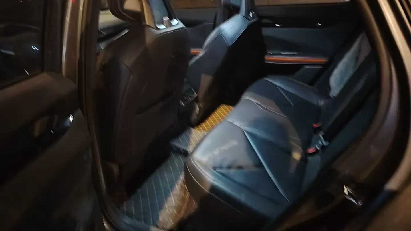 2023 ChangAn UNI-V iDD 1.5T 170HP L4 6TCT PHEV 18.4KWH,autocango,china used car exporter,china ev exporter,chinese used car exporter,chinese used ev exporter