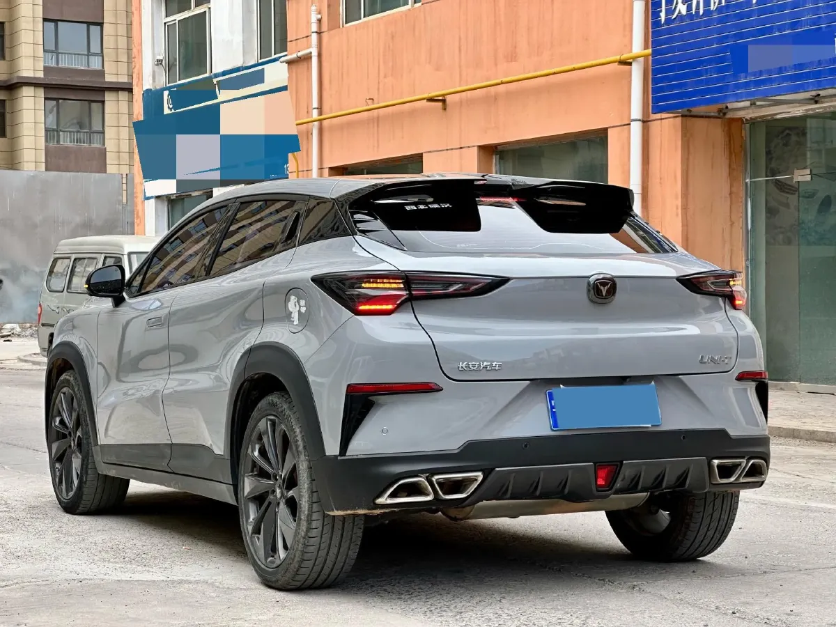 2021 ChangAn UNI-T 1.5T 180HP L4 7DCT,autocango,china used car exporter,china ev exporter,chinese used car exporter,chinese used ev exporter