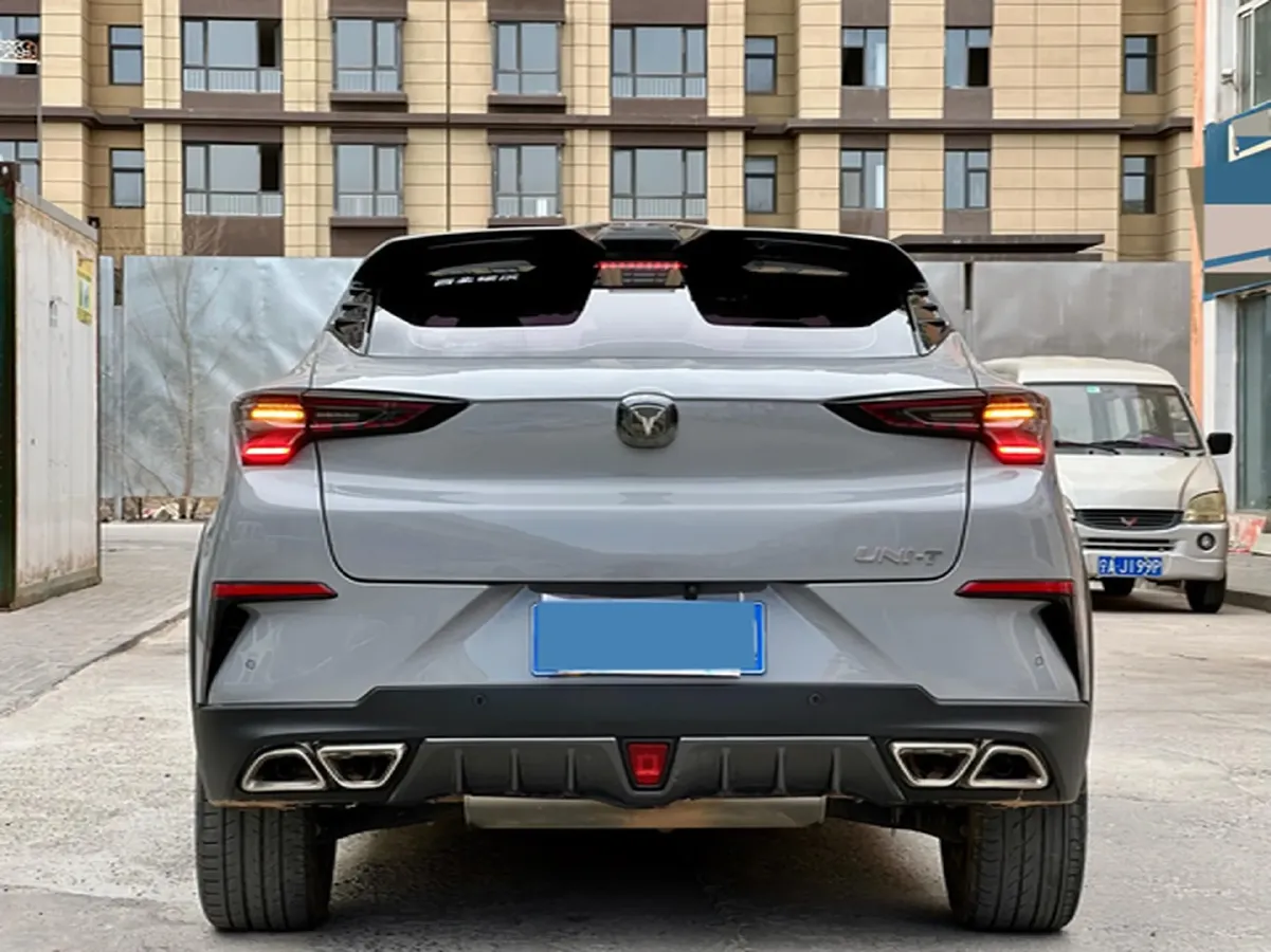 2021 ChangAn UNI-T 1.5T 180HP L4 7DCT,autocango,china used car exporter,china ev exporter,chinese used car exporter,chinese used ev exporter