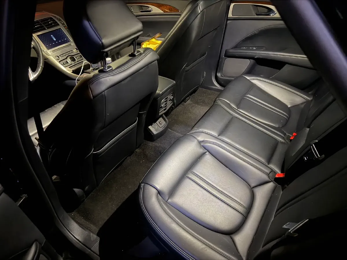 2019 BMW X2 1.5T 140HP L3 7DCT,autocango,china used car exporter,china ev exporter,chinese used car exporter,chinese used ev exporter